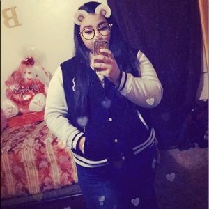 Meet your Posher, Maribel